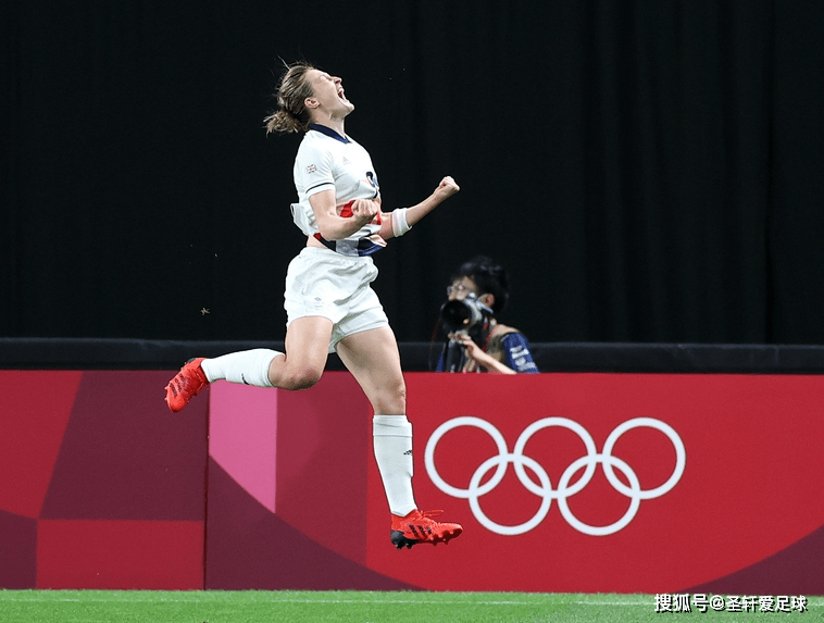 关于乌克兰女足实现逆转，晋级半决赛的信息