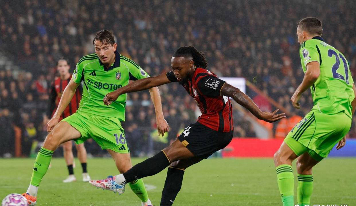 关于斯旺西客场逆袭伯恩茅斯,客场征途坎坷的信息 关于斯旺西客场逆袭伯恩茅斯,客场征途坎坷的信息