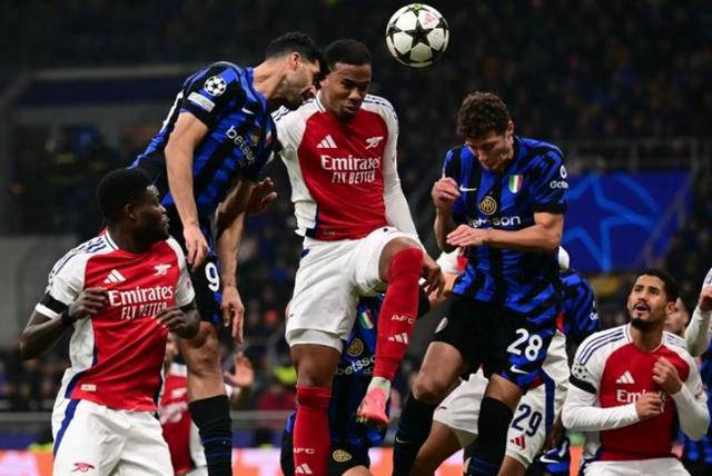 阿森纳历尽千辛万苦，终晋级欧冠强，球队士气高涨的简单介绍